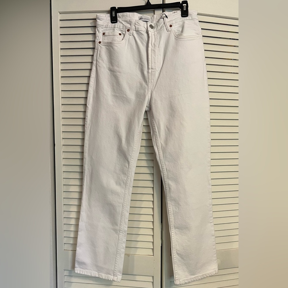 Zara, Women's White High Rise Stove Pipe Jeans, Size 12, New with Tags